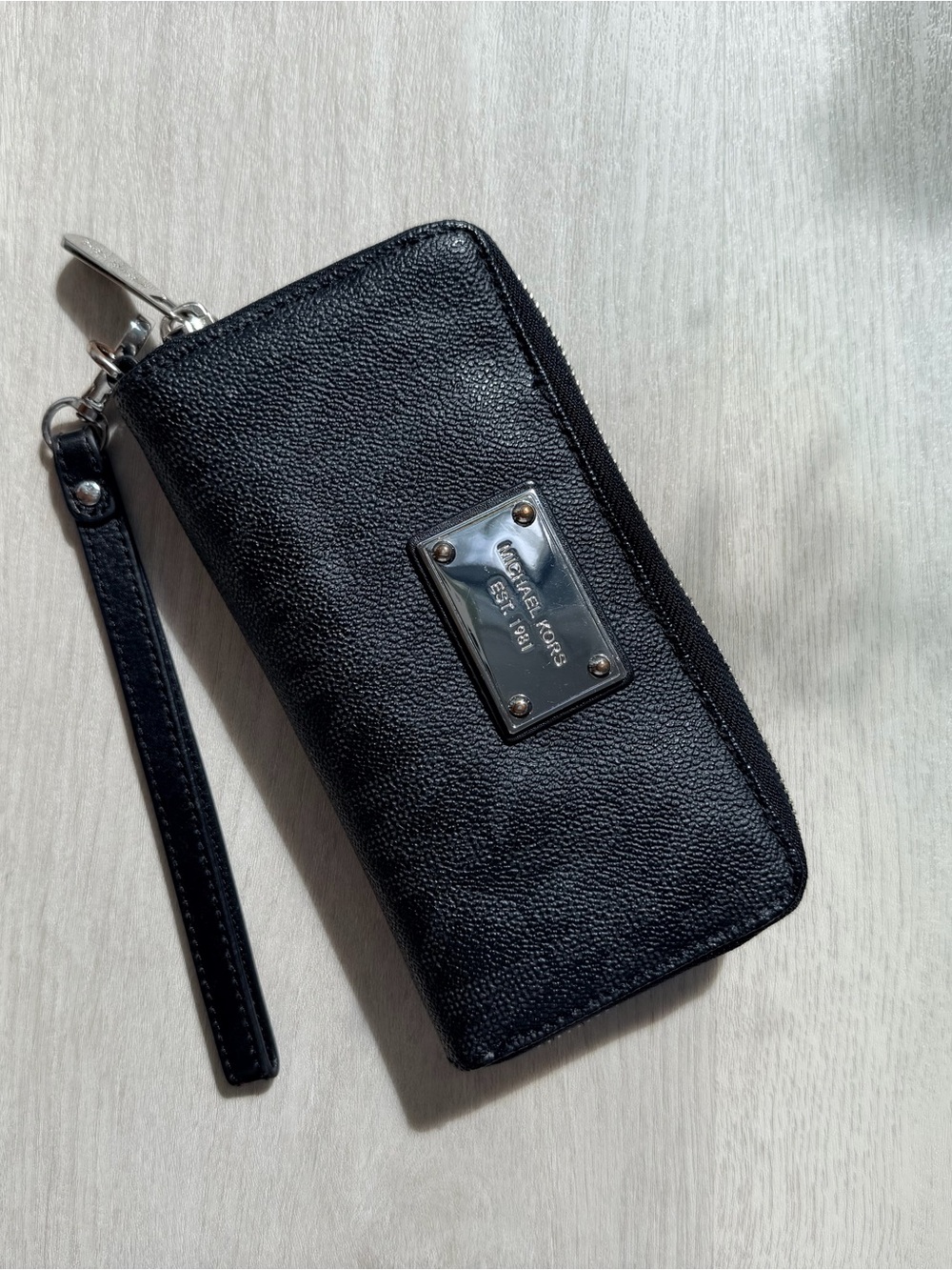 Michael Kors Jet Set Wallet Black with Monogram